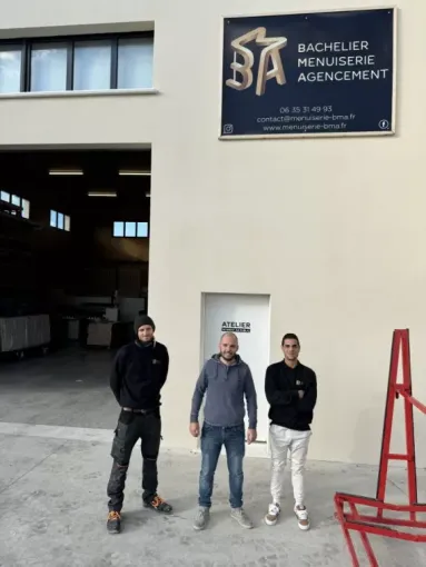 Biblidéo notre héros... dans l'Hérault ! On s'installe dans le 34 !?️ Encore un Agenceur qui nous fait confiance !, Roanne, Idéo Solutions